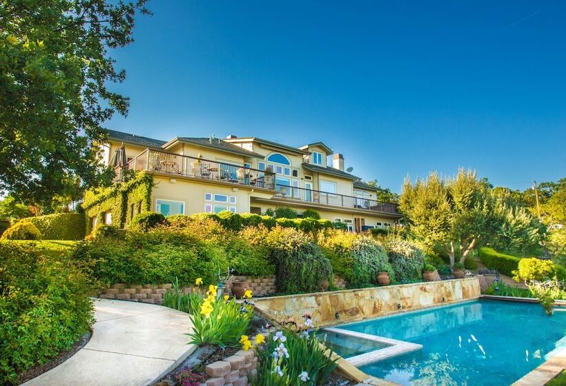 هتل High Ridge Manor