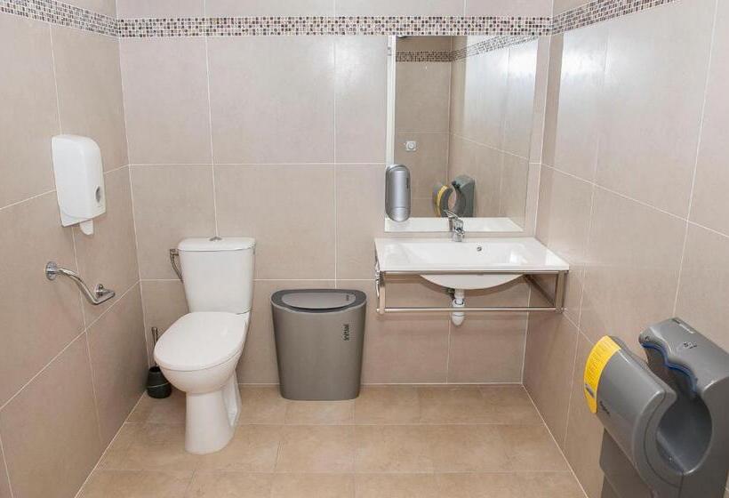 فندق Ibis Budget Marne La Vallee Chelles