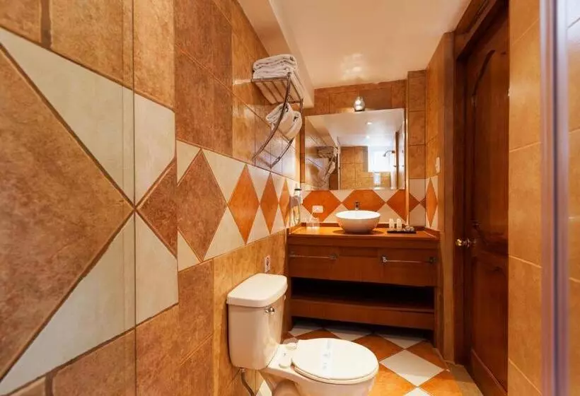 هتل Inti Punku Machupicchu  & Suites