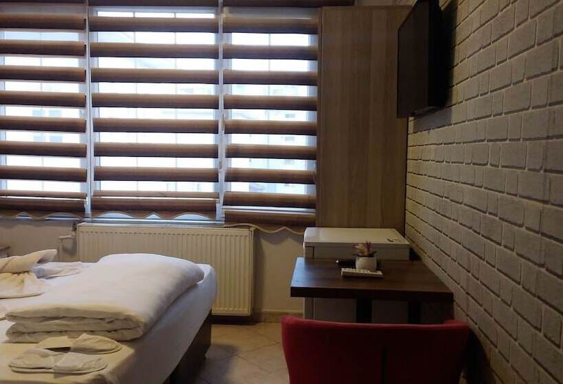 בית מלון כפרי Kiwi