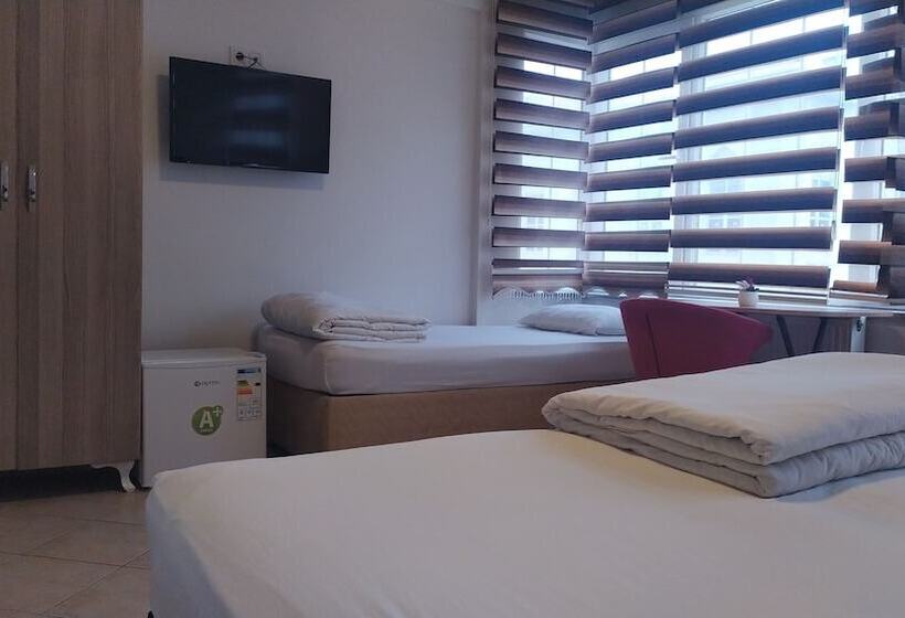 בית מלון כפרי Kiwi