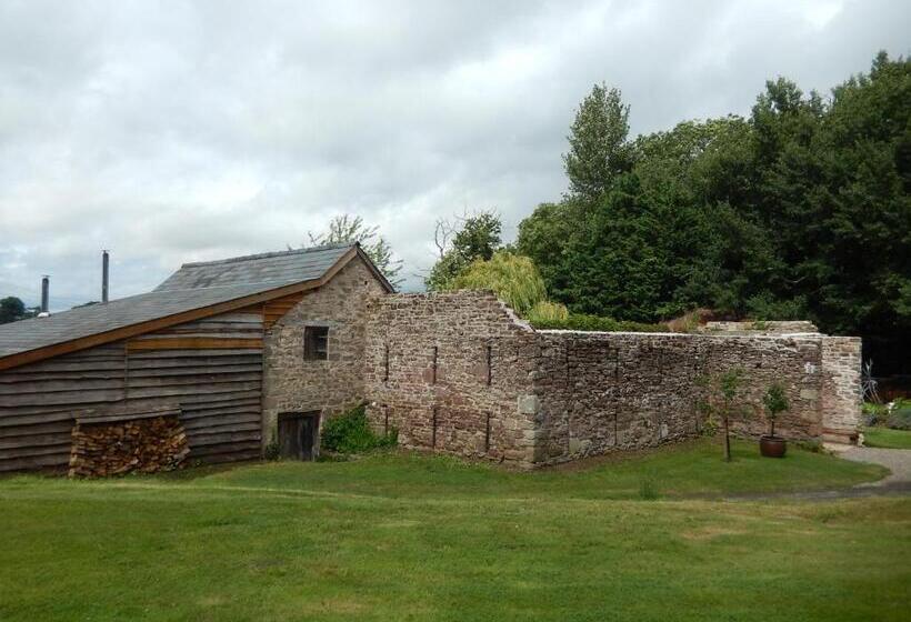 호텔 Lower Wythall B&b