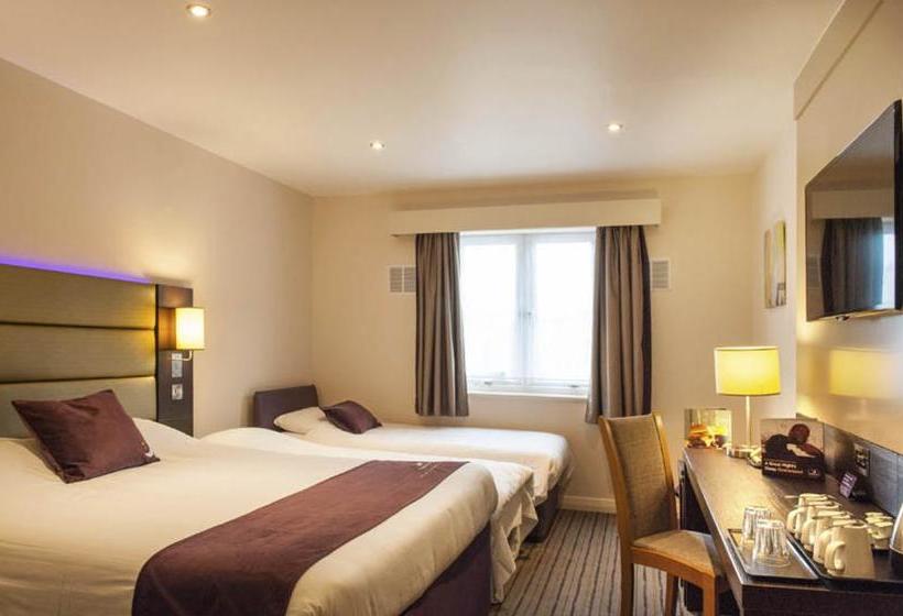 Fotos del hotel Premier Inn London Wandsworth:  13