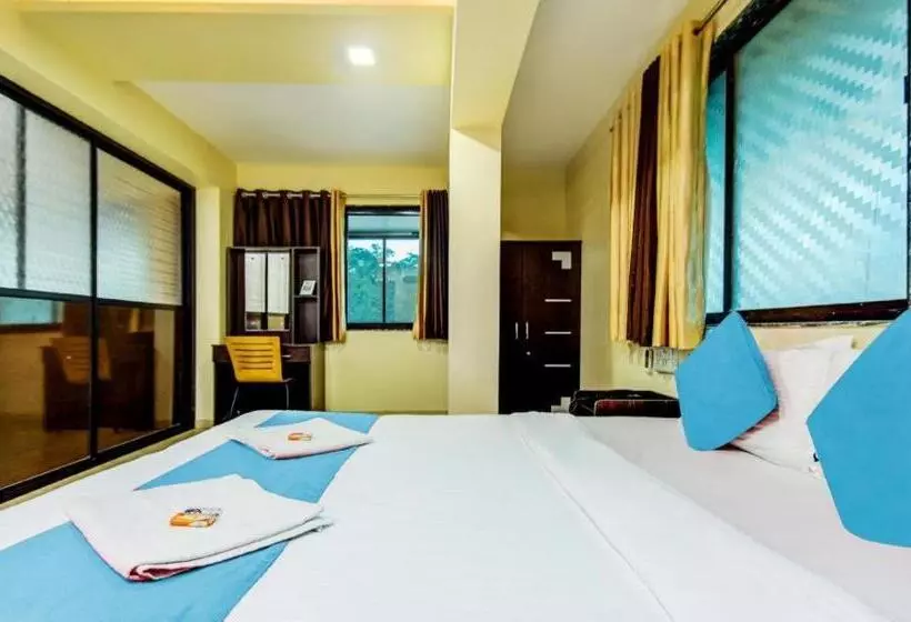 ホテル Rajdeep Inn