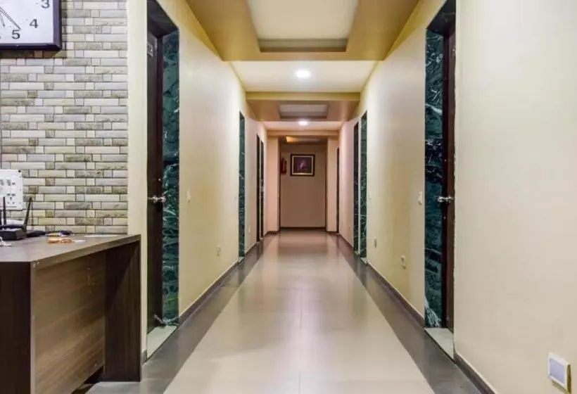 ホテル Rajdeep Inn
