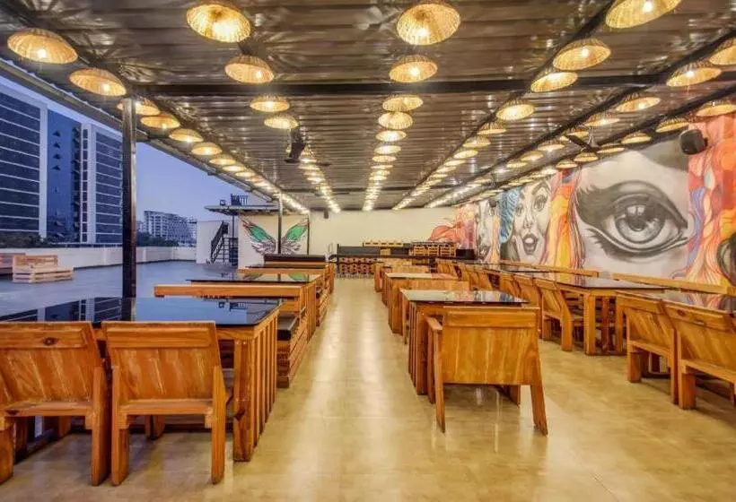 ホテル Rajdeep Inn