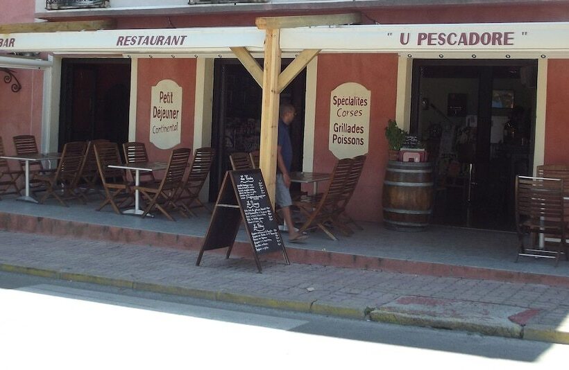 هتل Restaurant Christophe Colomb