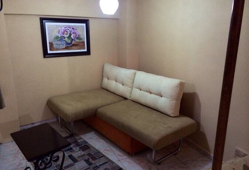 בית מלון כפרי Rose Rooms Apart