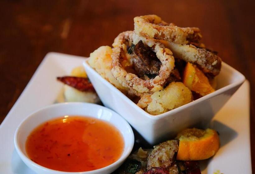 בית מלון כפרי The Crown And Sceptre