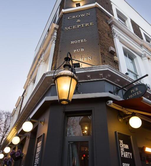 בית מלון כפרי The Crown And Sceptre