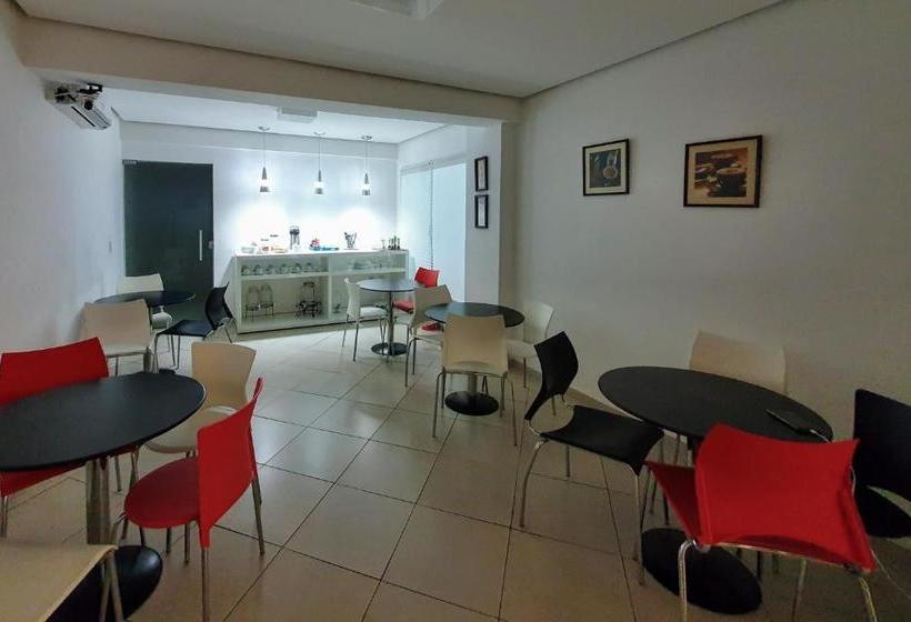 Отель Villa Real Mogi