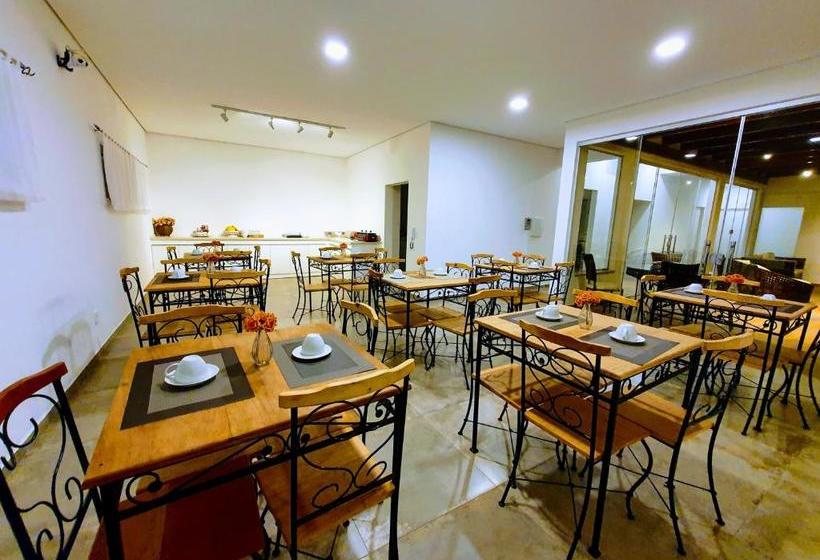 Отель Villa Real Mogi