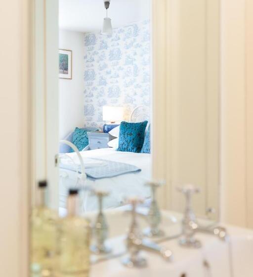 بنسيون The Stag At Stow