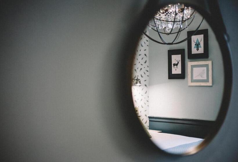 بنسيون The Stag At Stow