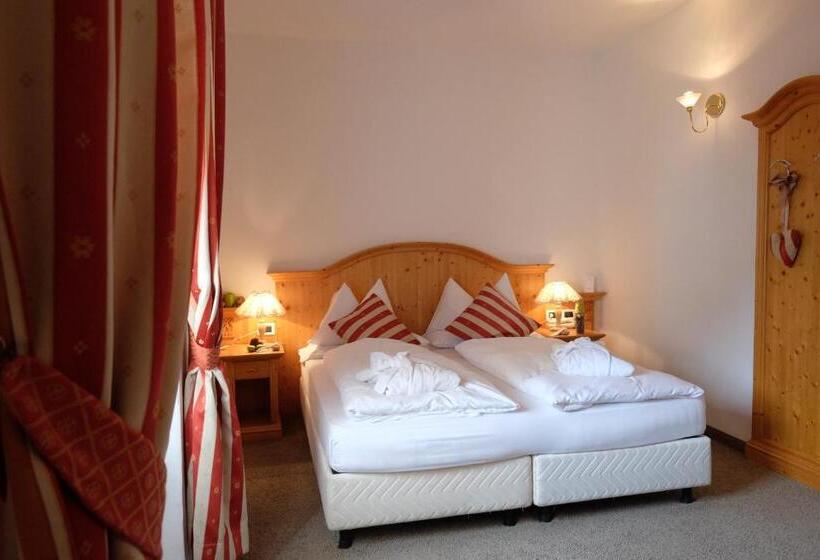 Romantic Hotel Excelsior