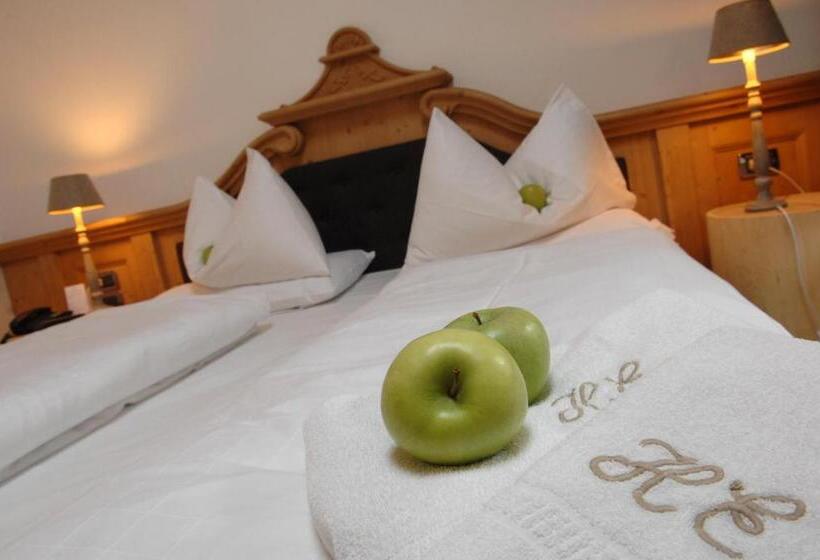 Romantic Hotel Excelsior