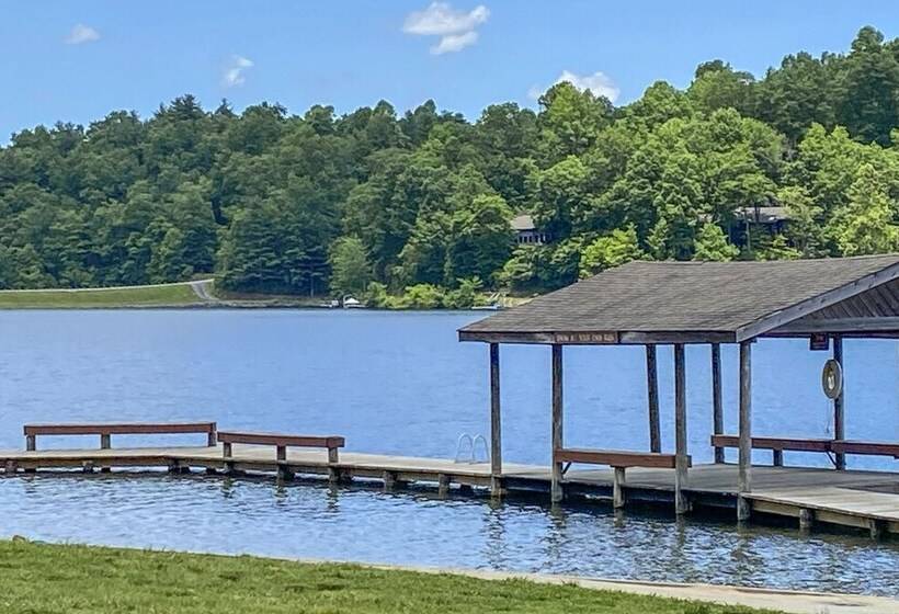 Beautiful Connestee Falls Home W/ Porch In Brevard