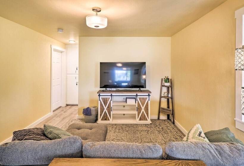 Bigfork Home W/ Mtn Views   Close To Lake!