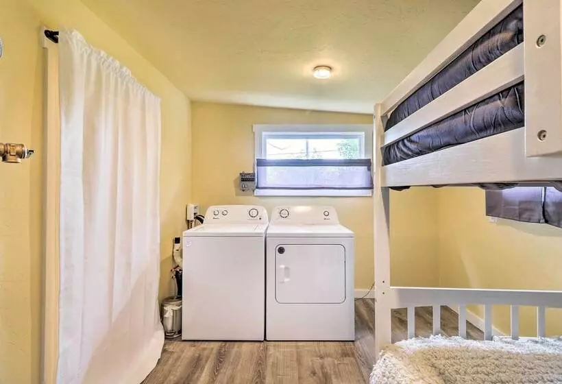 Bigfork Home W/ Mtn Views   Close To Lake!