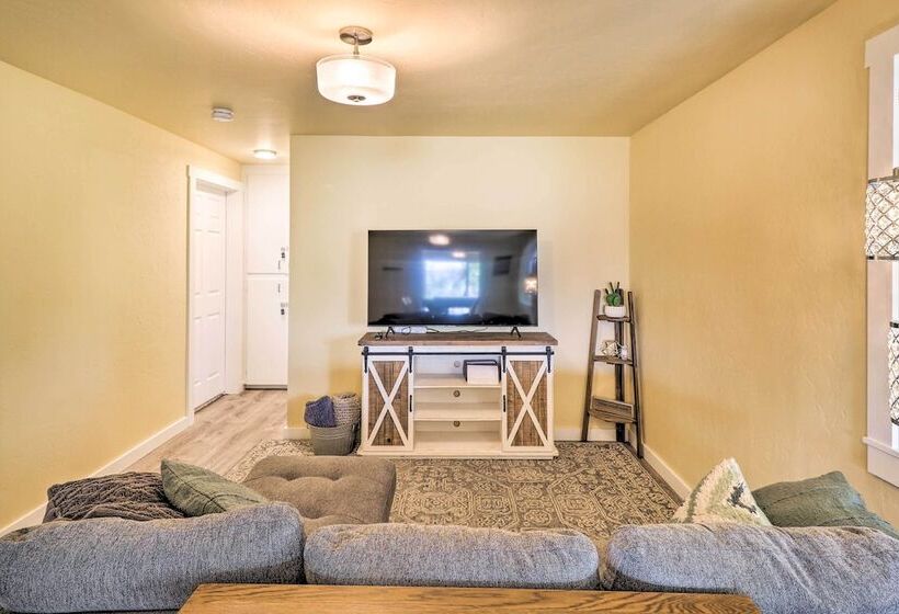 Bigfork Home W/ Mtn Views   Close To Lake!