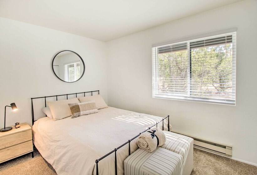 Near Hiking: Modern Heber Overgaard Cabin W/ Deck