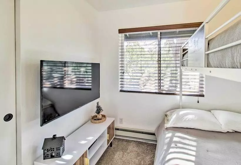 Near Hiking: Modern Heber Overgaard Cabin W/ Deck