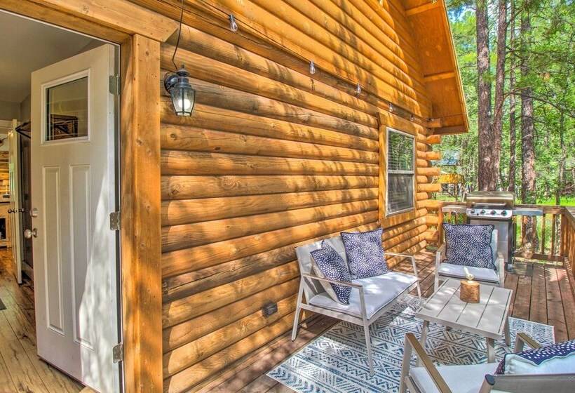 1 Mi To Lake: Chic Arizona Cabin W/ Large Porch!