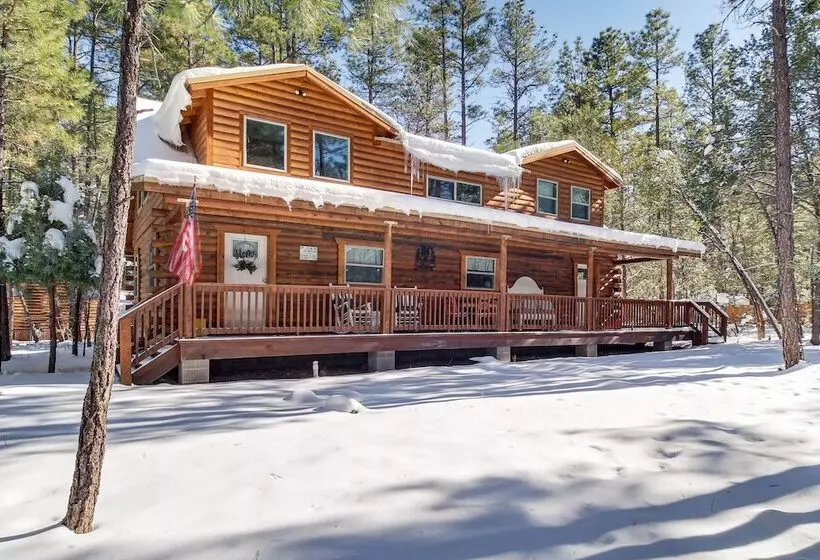 1 Mi To Lake: Chic Arizona Cabin W/ Large Porch!