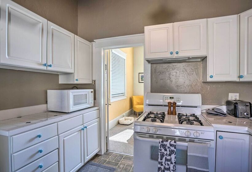 Cozy Grand Junction Home W/ Furnished Patio!