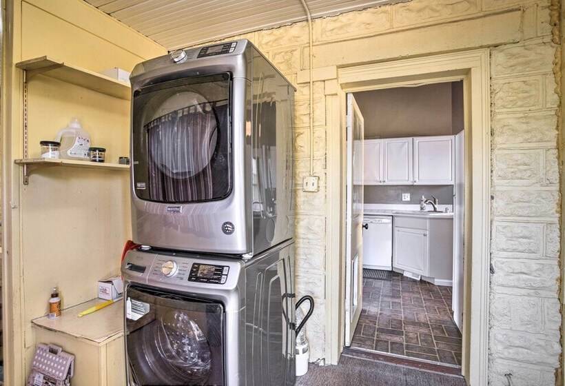 Cozy Grand Junction Home W/ Furnished Patio!