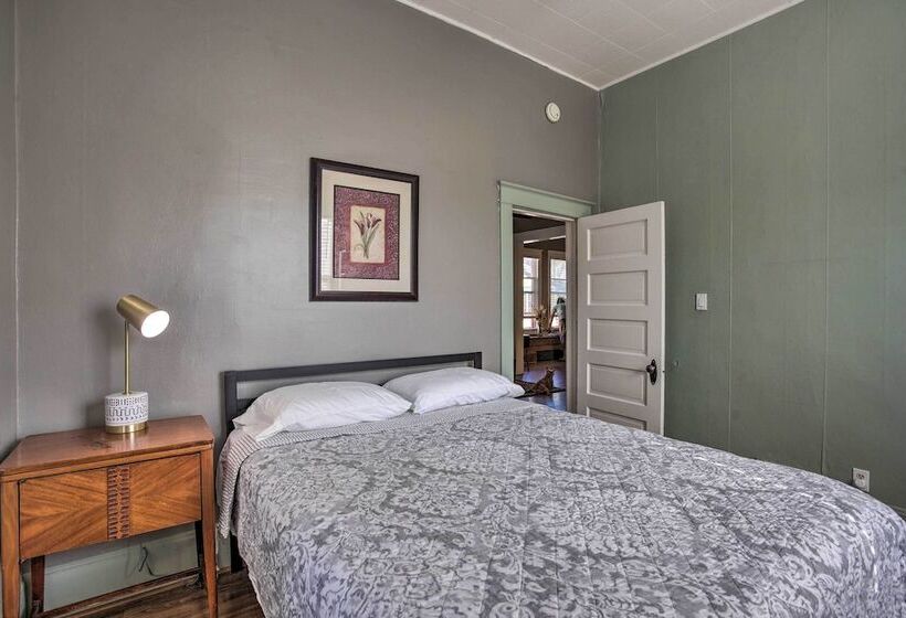 Cozy Grand Junction Home W/ Furnished Patio!