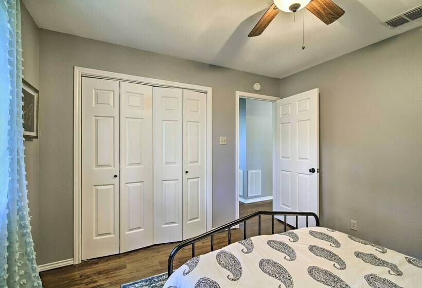 Downtown Boerne Home On Cibolo Creek W/ Fire Pit