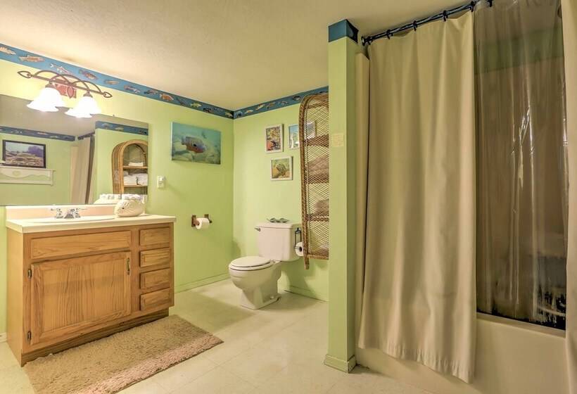 Enormous Mountaintop Marble Falls Home W/fire Pit!