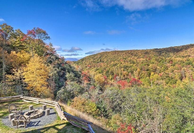 Hilltop Cabin On 5 Acres W/ Hot Tub & Waterfall!