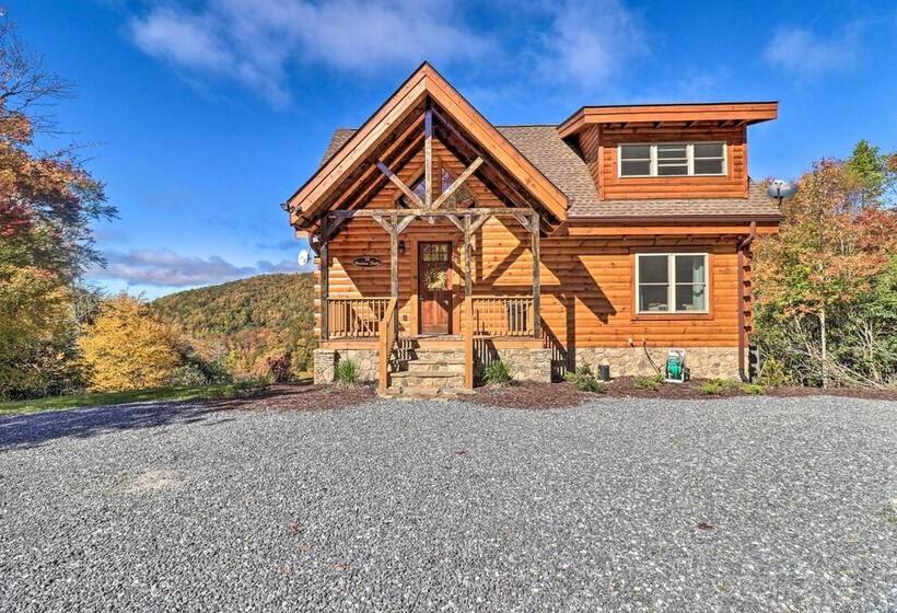 Hilltop Cabin On 5 Acres W/ Hot Tub & Waterfall!