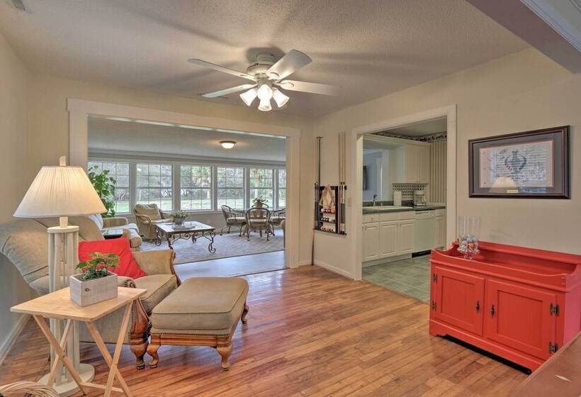 Hilton Head Waterfront Golf Getaway: Pet Friendly!