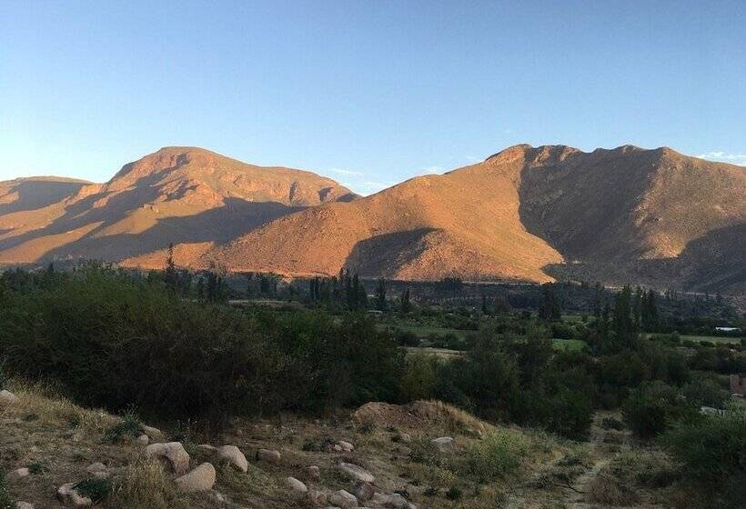 مسافرخانه Pircas De Arboleda