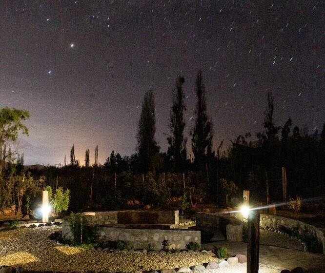 مسافرخانه Pircas De Arboleda