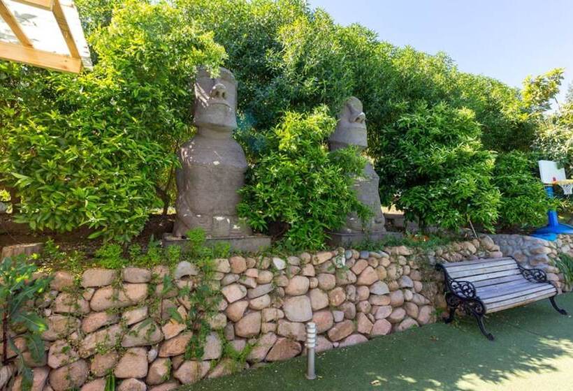 مسافرخانه Pircas De Arboleda