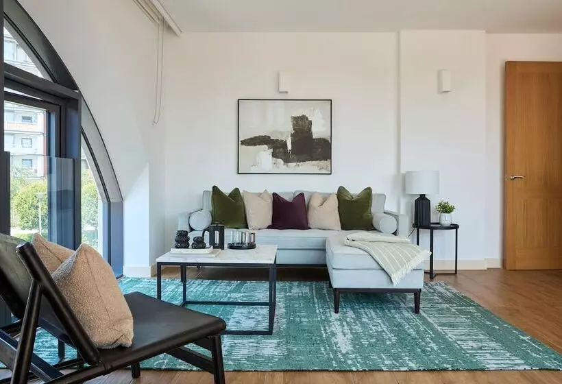 Hotelli Kew Bridge By Viridian Apartments