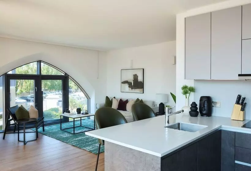 Hotelli Kew Bridge By Viridian Apartments