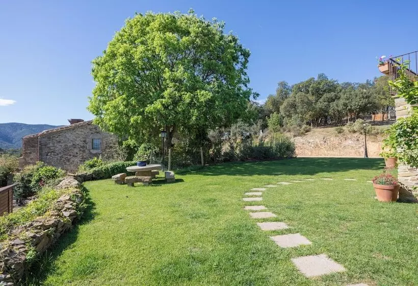 Hotelli Can Font De Muntanya