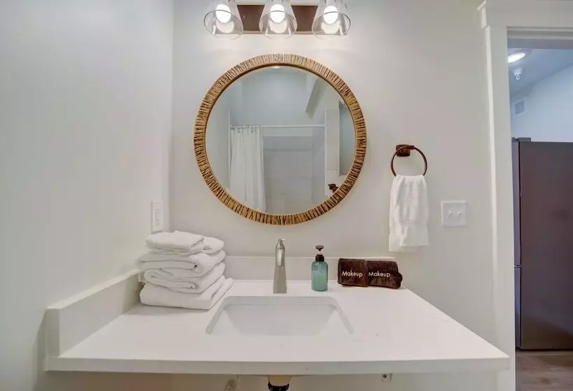 Hotelli Dreamstay On Clay