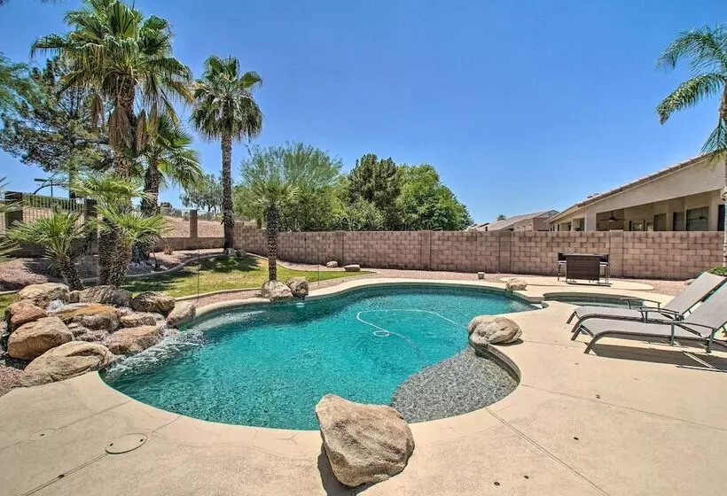 Chandler Retreat W/ Pool, Hot Tub & Grill!