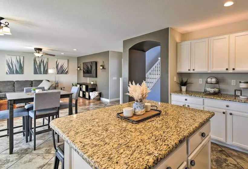 Avondale Oasis W/ Pool: 5 Mi To State Farm Stadium