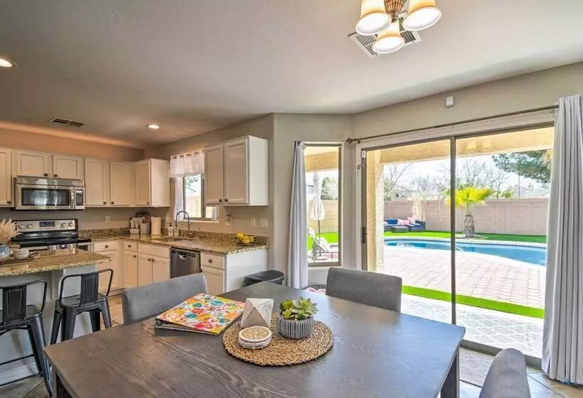 Avondale Oasis W/ Pool: 5 Mi To State Farm Stadium