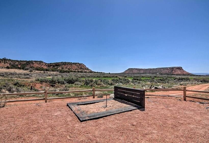 Modern Ranch House W/ Fire Pit & Valley Views