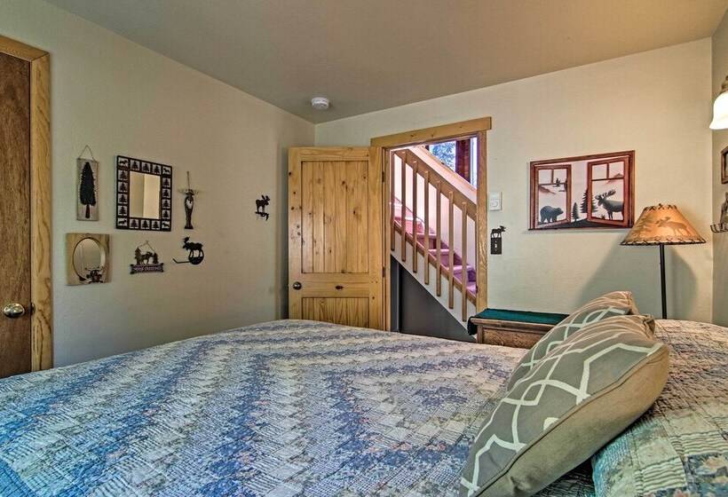 Florissant Hilltop Hideaway W/ Porch + Pond Access