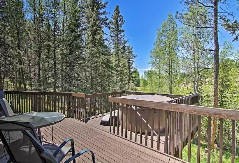 Florissant Hilltop Hideaway W/ Porch + Pond Access