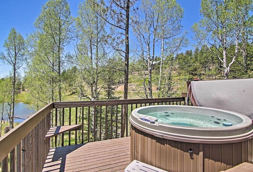 Florissant Hilltop Hideaway W/ Porch + Pond Access